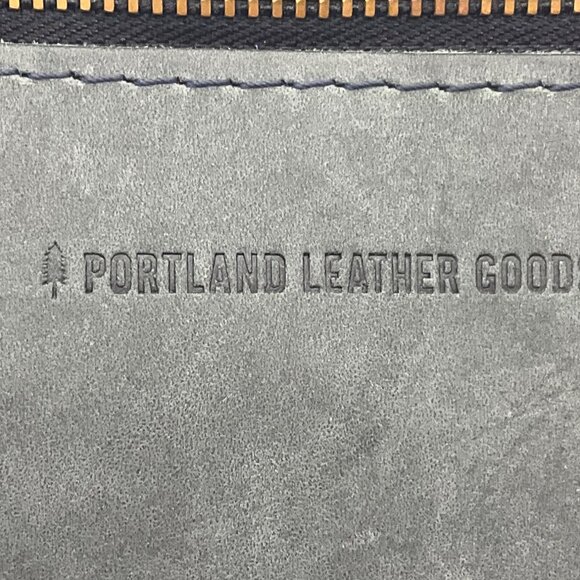 Portland Leather Goods Envelope Clutch Crossbody Bag Gray Convertible - Picture 8 of 15